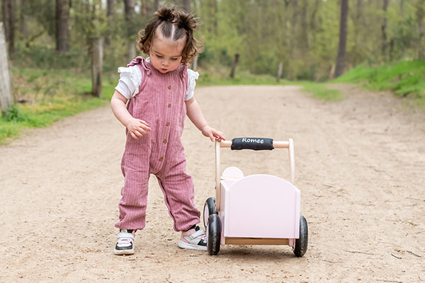 Optional: Lenkerpolster mit Namen