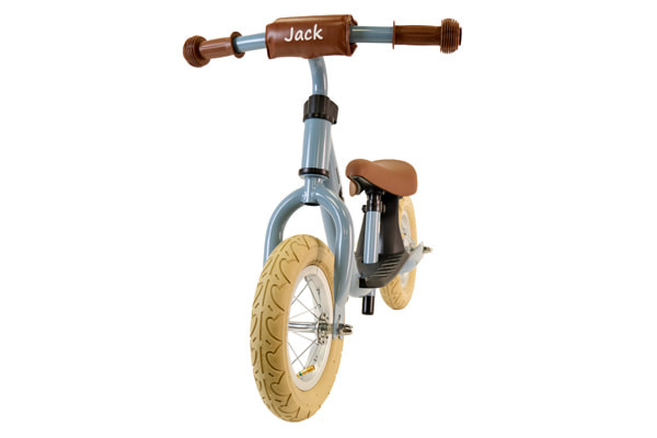 Optional: Lenkerpolster mit Namen