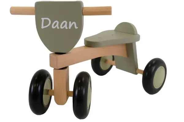 Optional: weißer Namensaufkleber