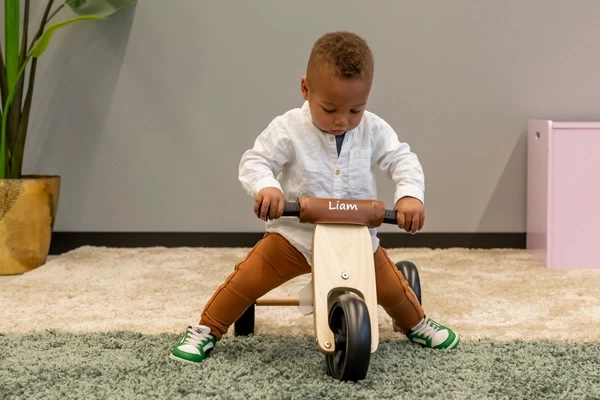 Liam mit personalisiertem Lenkerpolster