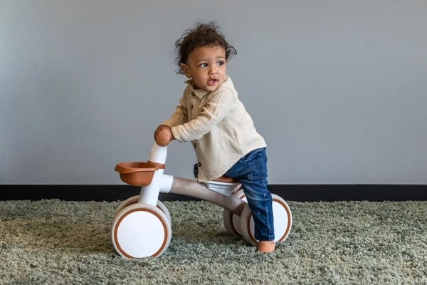 D'lehson ist 1 Jahr und 72 cm groß