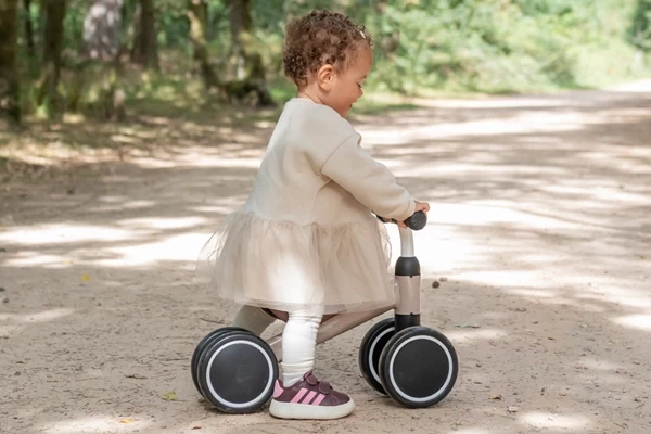River ist 14 Monaten alt und 75 cm groß