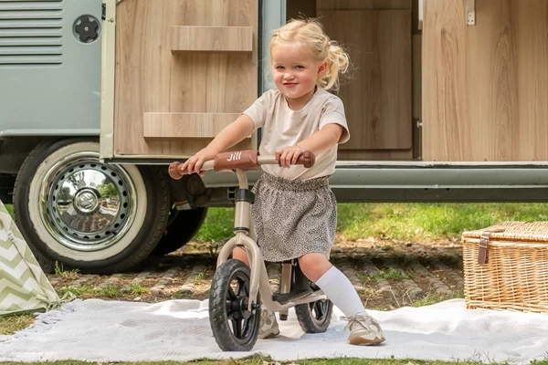 Jill mit optionalem Lenkerpolster