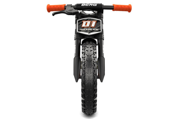 Das Schild auf der Vorderseite kann personalisiert werden