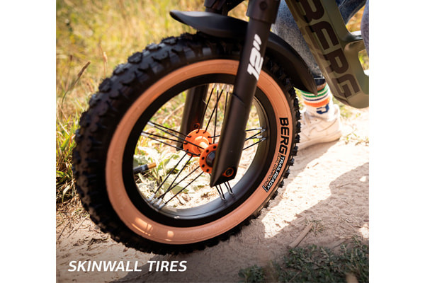 12"-Räder mit Skinwall-Reifen