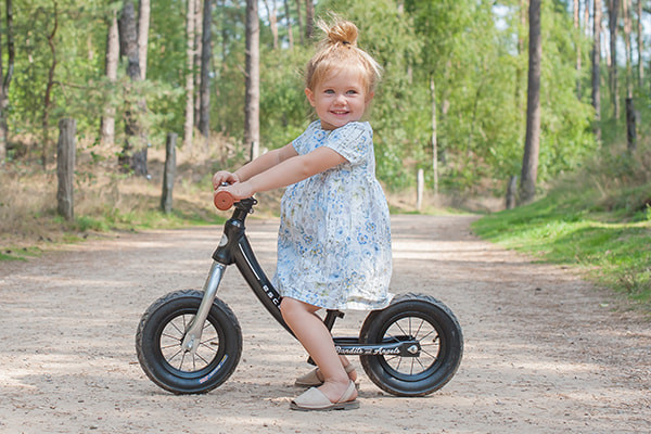 Elin ist 3 Jahre alt und 95 cm groß