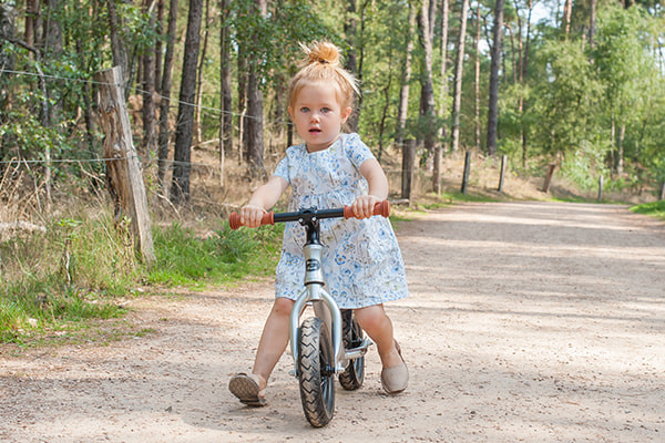 Elin ist 3 Jahre alt und 95 cm groß