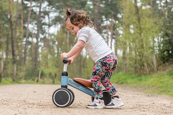 Romee ist 22 Monaten alt und 83 cm groß