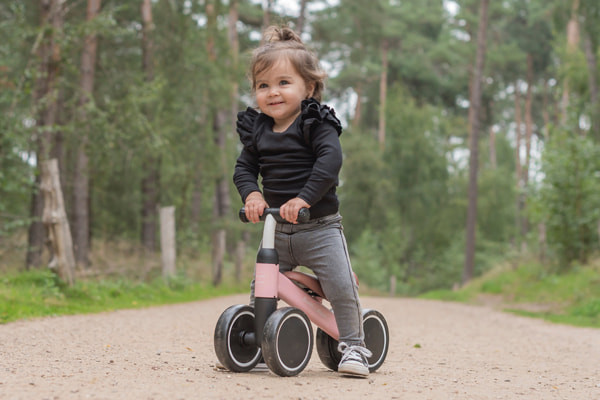 Lizzy ist 15 Monate alt und 76 cm groß