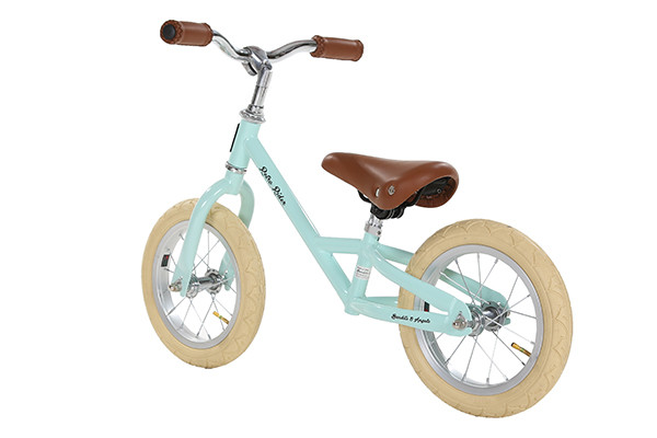 Einstellbarer Sattel und Lenker