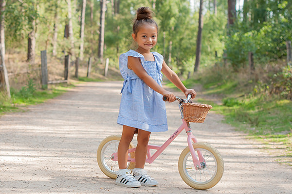 Avalon ist 4 Jahre und hat eine Länge von 99 cm.