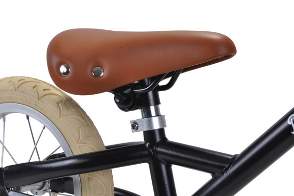 Verstellbarer Sattel (36-44 cm)