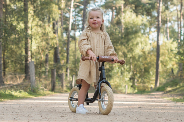 Bobbi mit dem optionalen braunen Kinnschutz