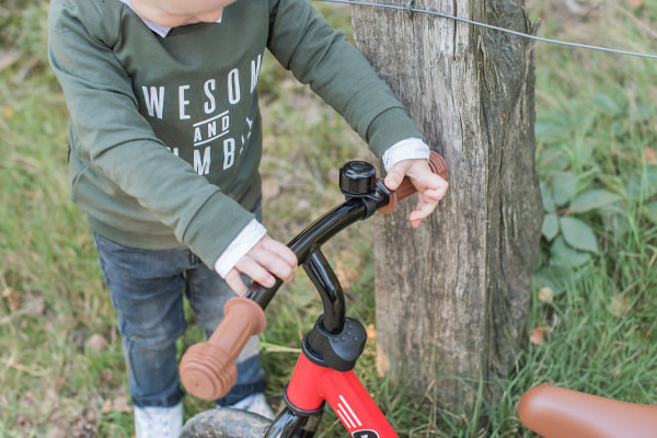 Maxim mit einer optionalen schwarzen Klingel
