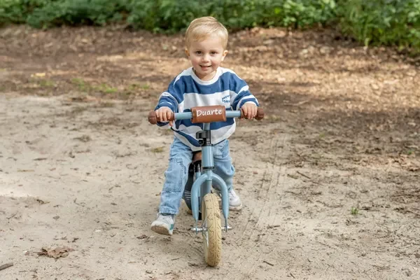 Optional: Lenkerpolster mit Namen