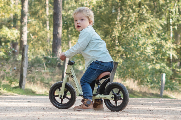 Mats ist 2,5 Jahre alt und 94 cm groß