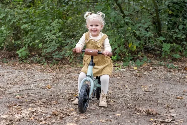 Lisa mit dem optionalen braunen Lenkerpolster