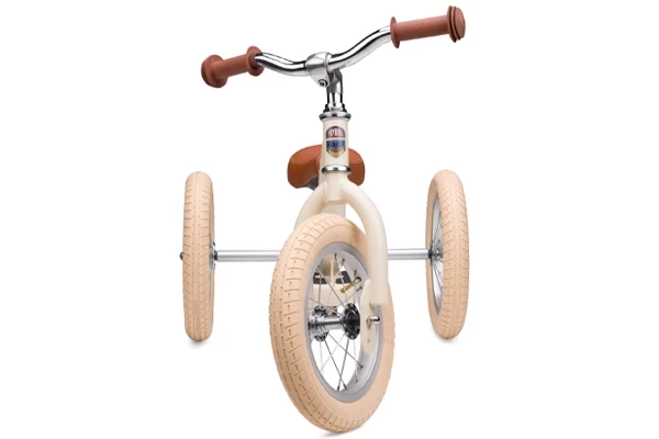 Verstellbarer Sattel und Lenker