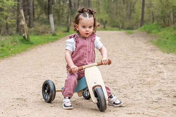 Romee ist 22 Monaten alt und 83 cm groß
