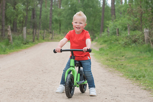 Lux ist 2,5 Jahre und hat eine Länge von 95 cm.