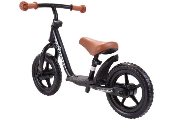 Cooles Design in matt schwarz.