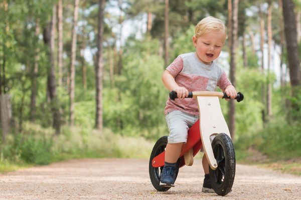 Unser Model Lars ist 2,5 Jahre alt (andere Farbe).