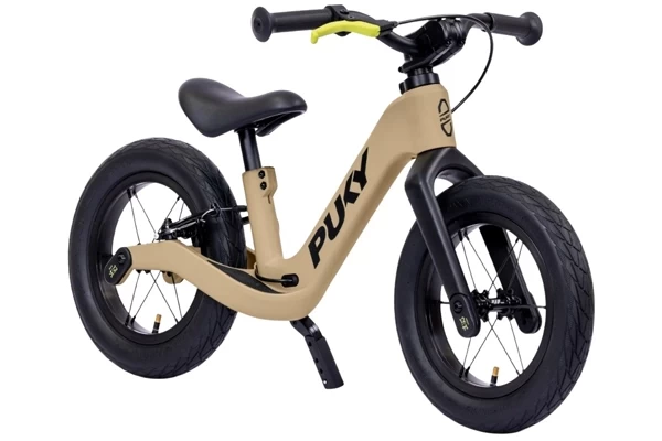 Mit 12 Zoll Luftreifen und Ständer