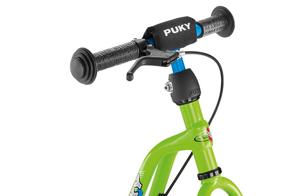 Ausgestattet mit Puky Lenkerpolster und einer Handbremse.