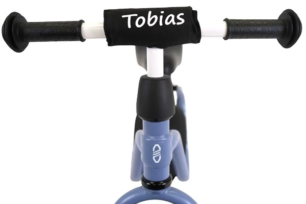 Optional: Lenkerpolster mit Namen