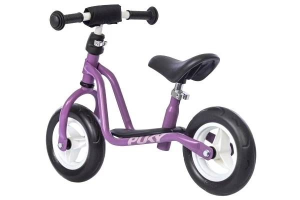 Mit pannensicheren Schaumreifen