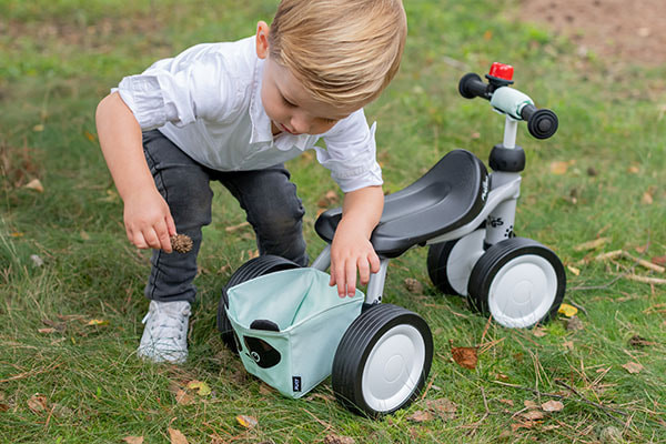 Praktischer Korb auf der Rückseite