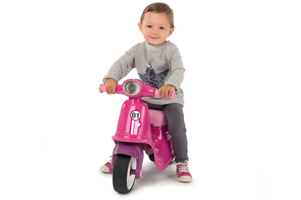 Geeignet für Kinder ab 18 Monaten.