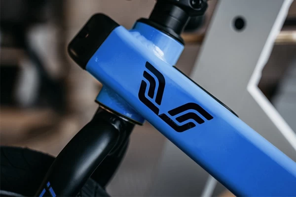 Umkehrbarer Aluminiumrahmen