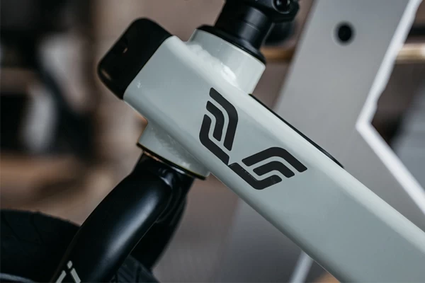 Umkehrbarer Aluminiumrahmen