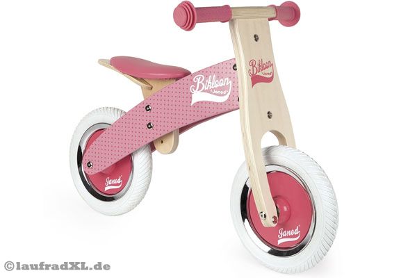 Höhenverstellbare Sattel (32-35 cm).