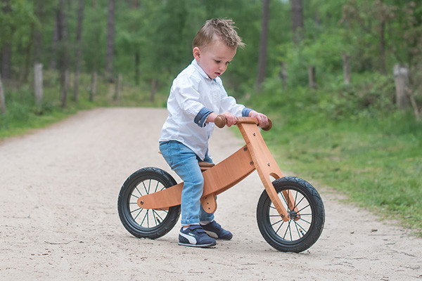 Teun ist 1,5 Jahre alt und hat eine Länge von 92 cm.