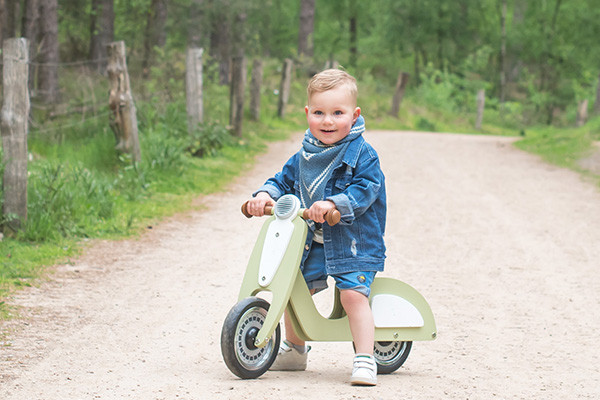 Rowen ist 2 Jahre alt und hat eine Länge von 95 cm.